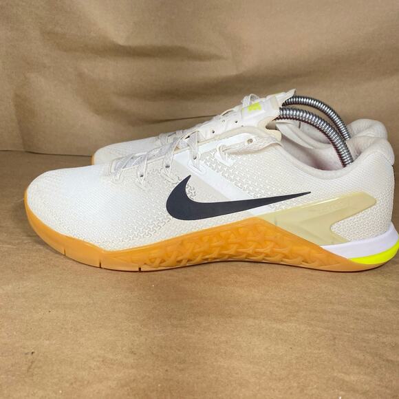 Nike Metcon 4 Men’s Sz 9.5 Light Bone & Gum Soles Training Shoes AH7453-100 - Picture 1 of 11